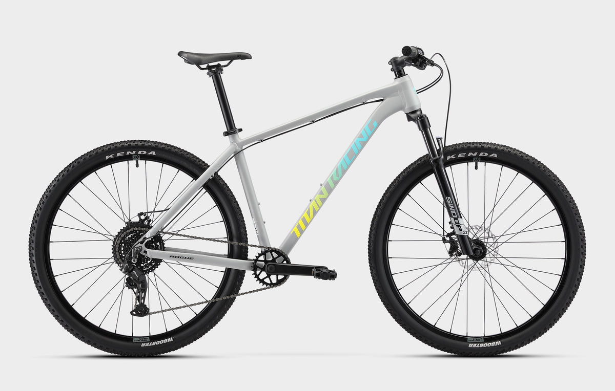 TITAN RACING ROUGE NOVA (2026)